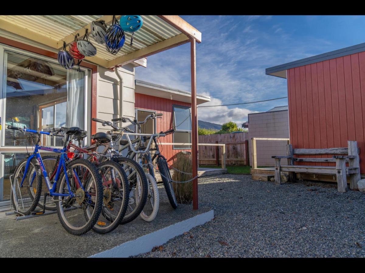 Te Anau Holiday Home - Free Wifi - Free Bikes & Kayaks - Short Walk To Lake & Town - Top Views 外观 照片