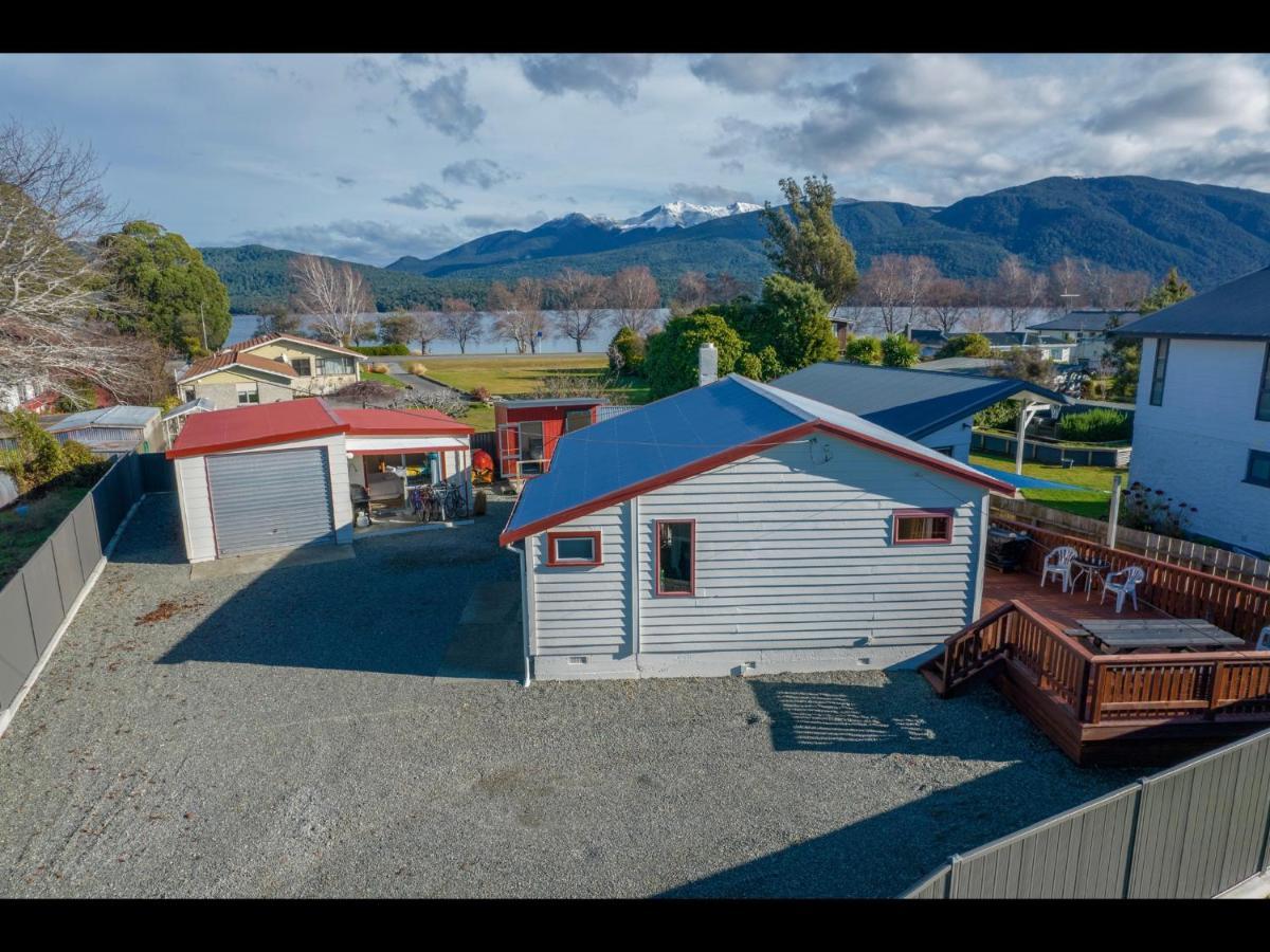 Te Anau Holiday Home - Free Wifi - Free Bikes & Kayaks - Short Walk To Lake & Town - Top Views 外观 照片